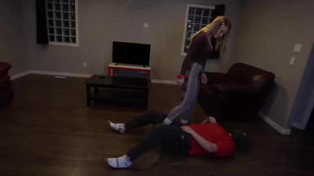 Poster: - Sofia s - My Fan With The Broken Nut Came Back » Download Free Porn & XXX Videos in HD, 1080p