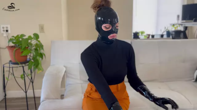 Poster: - Evavenom – Latex Addiction Therapy