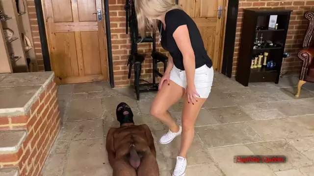 Poster: Sadistic Queens - - Squishysax - Miss Courtney - Cruel Converse Crushing