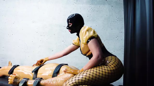 Poster: My Slave Femdom Videos - - Mistress Eva - Gagged Rubber Cock Toy Under My Ass
