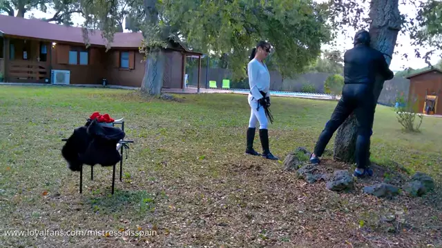 Poster: Mistress Isis Spain - - Mistress Isis - VS76 Outdoor training