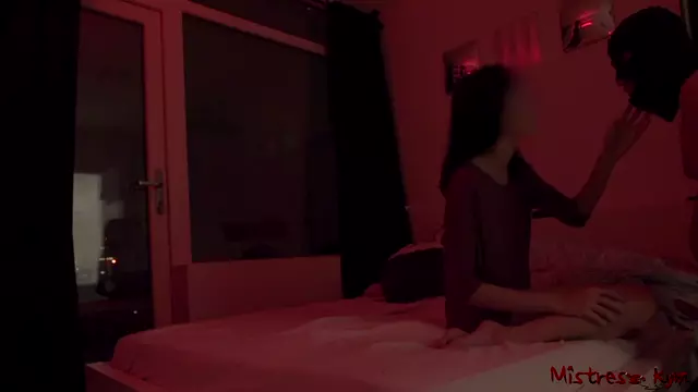 Poster: Mistress Kym teases foot fetish sexy man