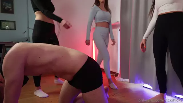 Poster: Vicki Kicks - - Fun Evening - Together With My Girlfriends We Put On Tight Athletic Outfits